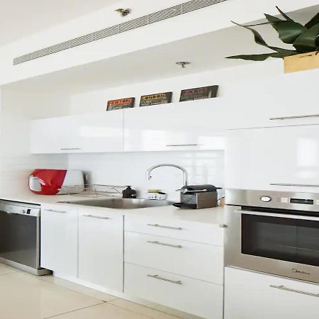 O&O Group- Special Apartment Sea View Luxury Tower Bat Jám Kültér fotó