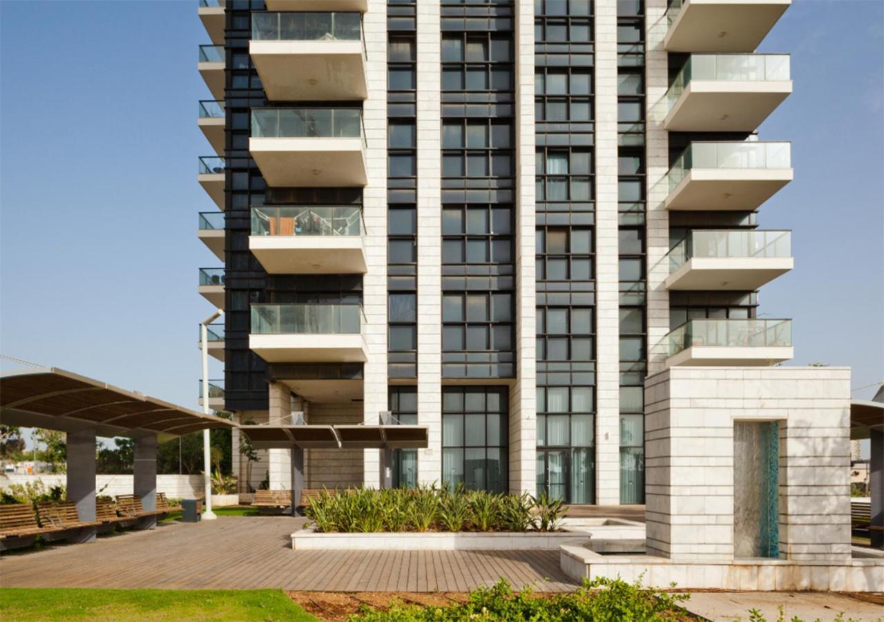O&O Group- Special Apartment Sea View Luxury Tower Bat Jám Kültér fotó