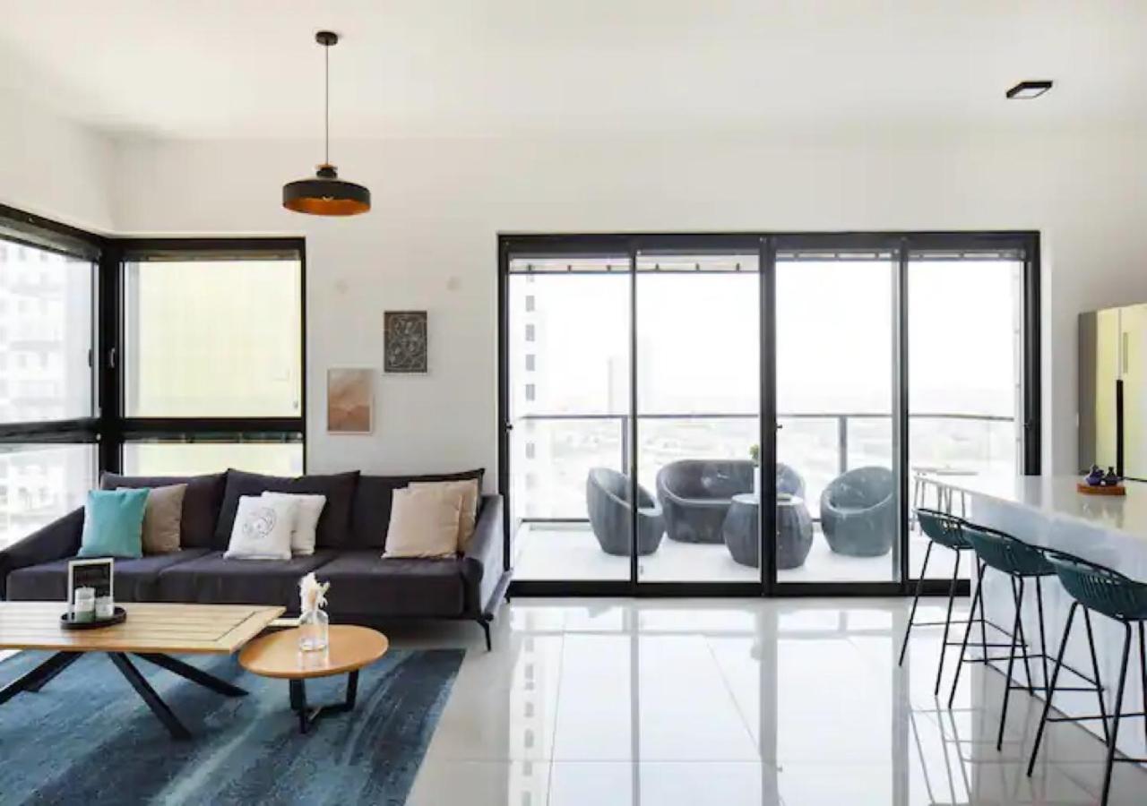 O&O Group- Special Apartment Sea View Luxury Tower Bat Jám Kültér fotó