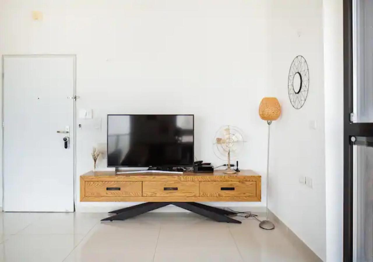 O&O Group- Special Apartment Sea View Luxury Tower Bat Jám Kültér fotó